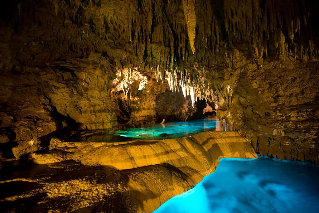 Grotta calcarea a Okinawa