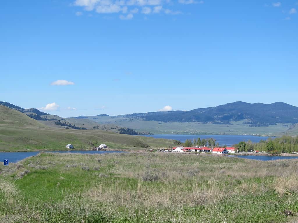 La sede del Douglas Lake Ranch, nell'interno meridionale della Columbia Britannica, Canada