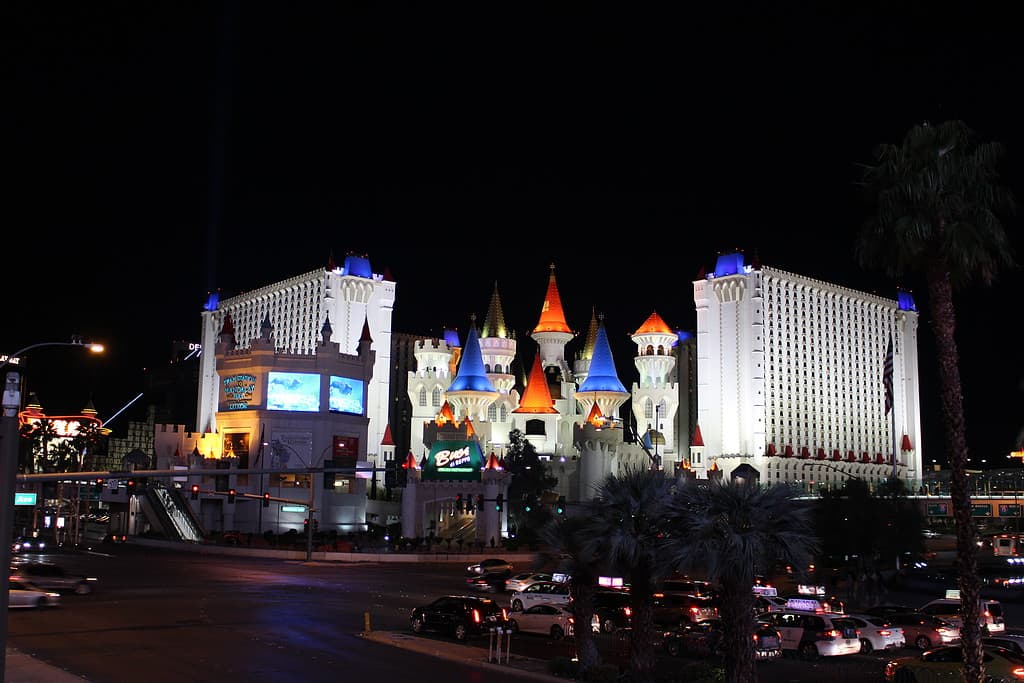 Hotel Excalibur Las Vegas di notte