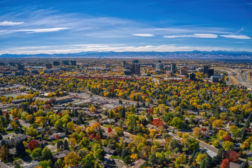 Veduta aerea di Aurora, Colorado in autunno