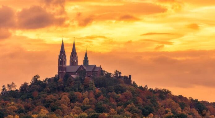 Collina Sacra al tramonto