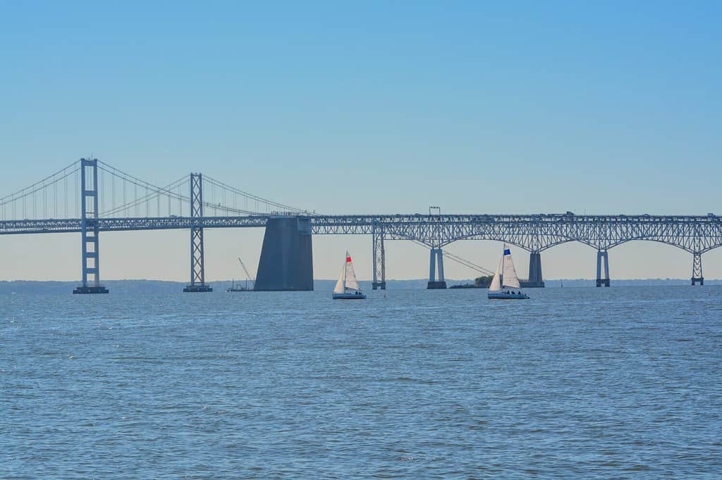 Vista del Chesapeake Bay Bridge dal Sandy Point State Park ad Annapolis, nel Maryland