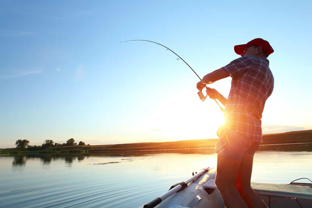 Se stai sognando di pescare, presta attenzione a ciò che catturi.