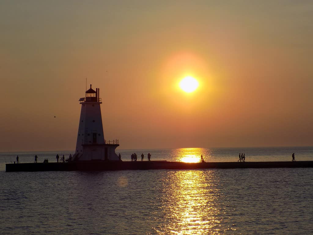 Luce di Ludington, Lago Michigan, giugno 2015. Credito: NOAA