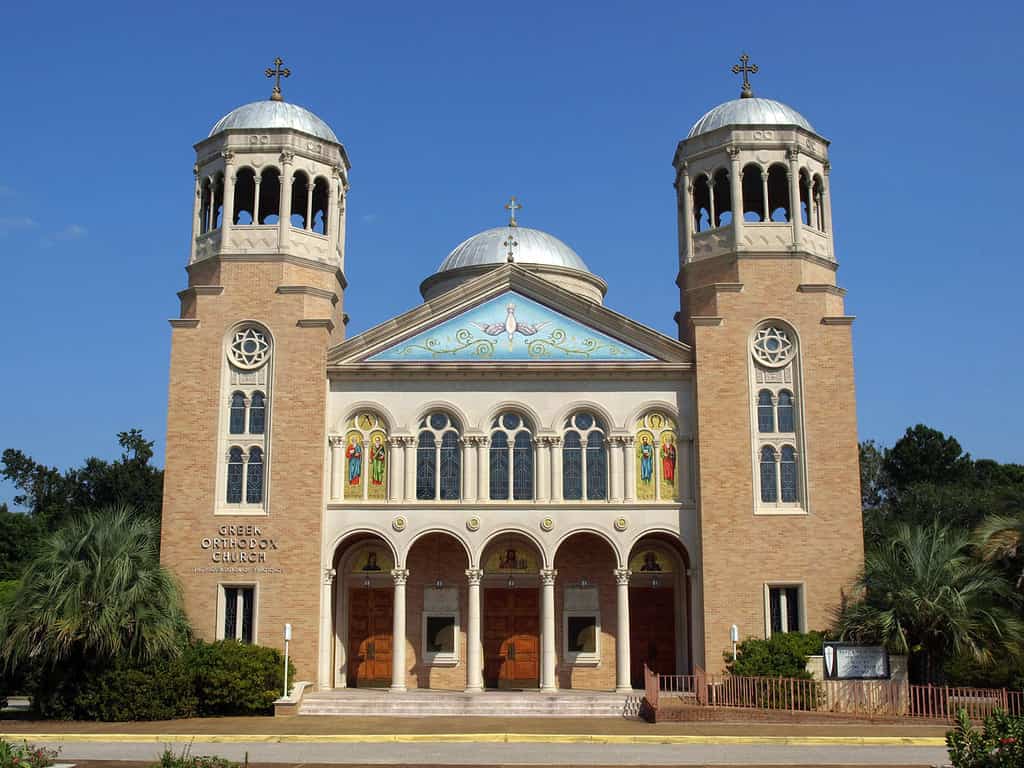  Malbis Memorial Church a Malbis, Alabama, elencata nel registro dei monumenti e del patrimonio dell'Alabama.