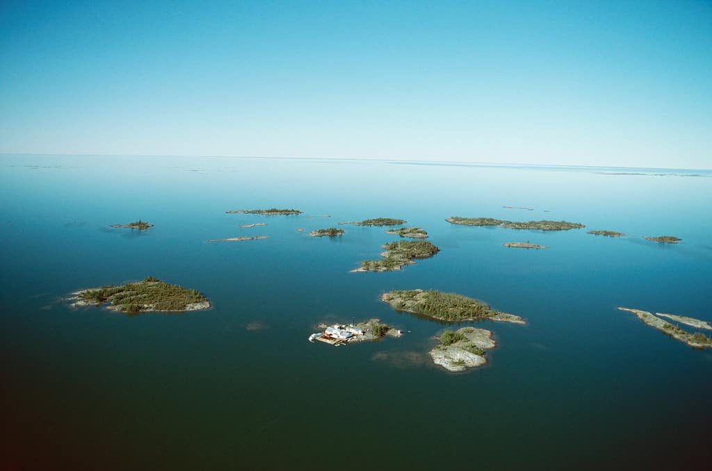 Isole del Grande Lago degli Schiavi, Canada