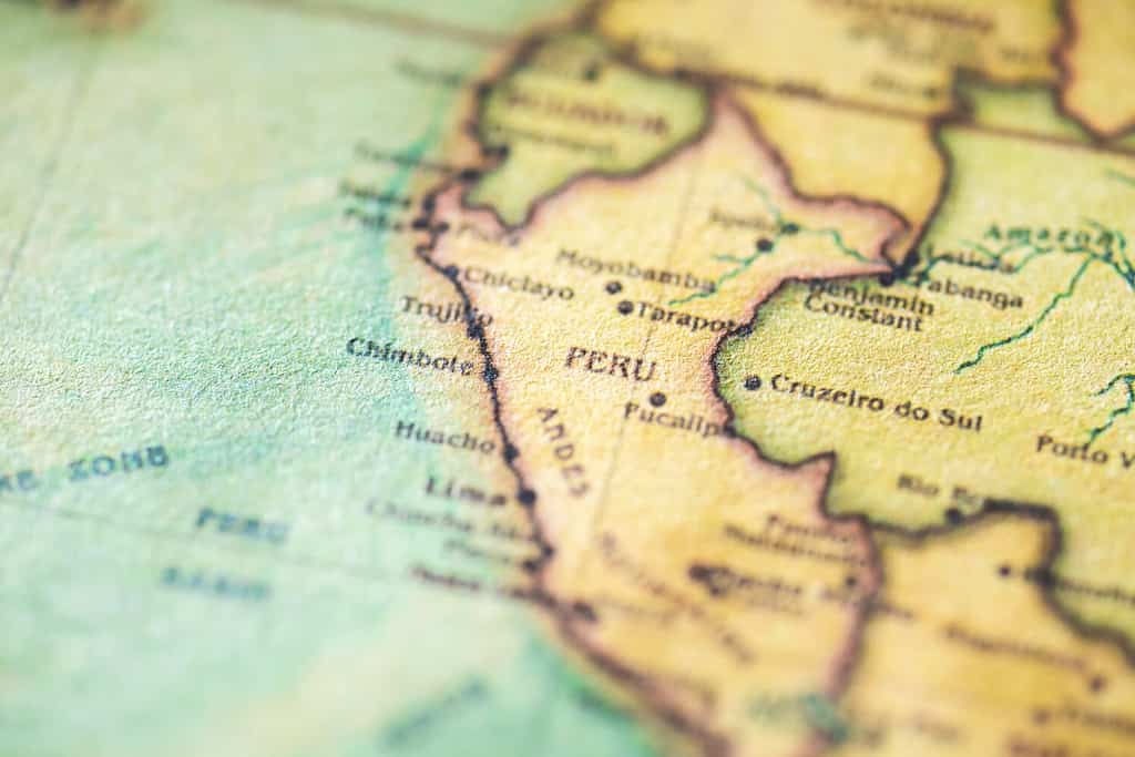 Perù in primo piano sulla mappa, struttura della mappa del Perù