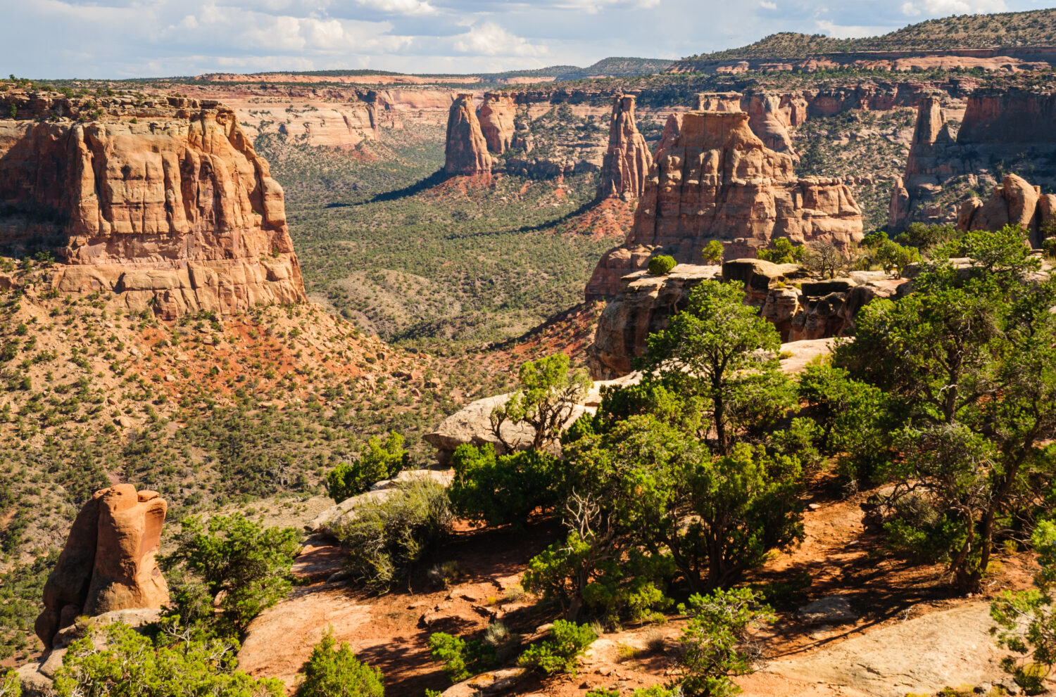 Bellissima vista del monumento nazionale del Colorado