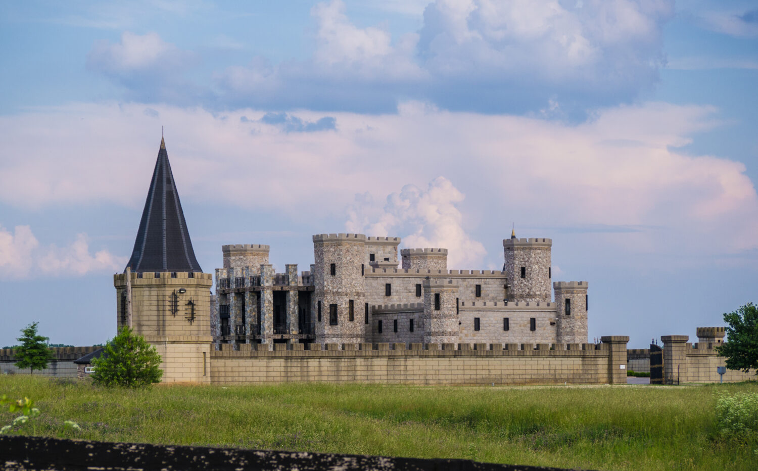 Posta del Castello.  Uno dei castelli più magnifici trovati nel Kentucky.