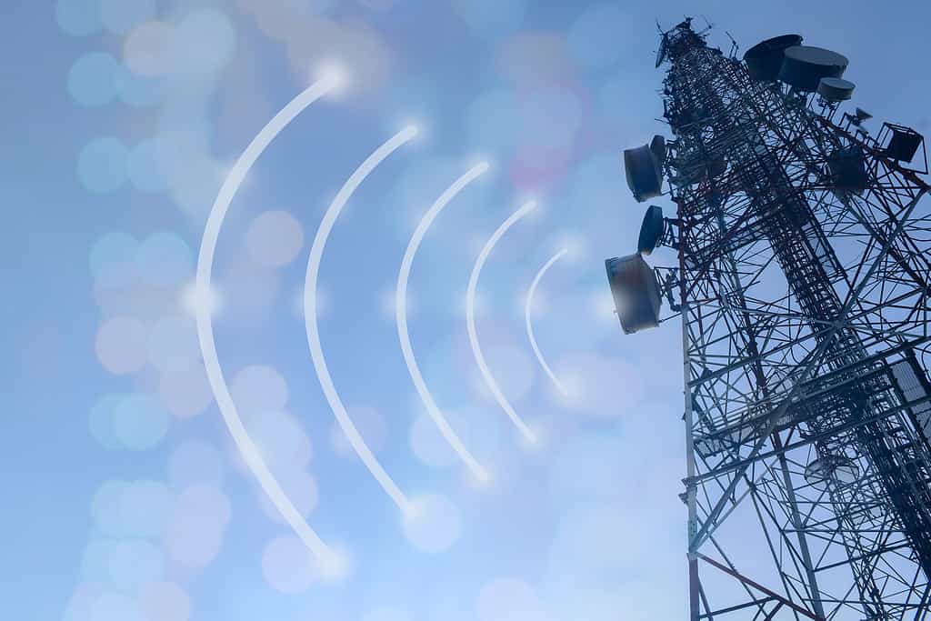 tecnologia wireless per antenne TV per telecomunicazioni