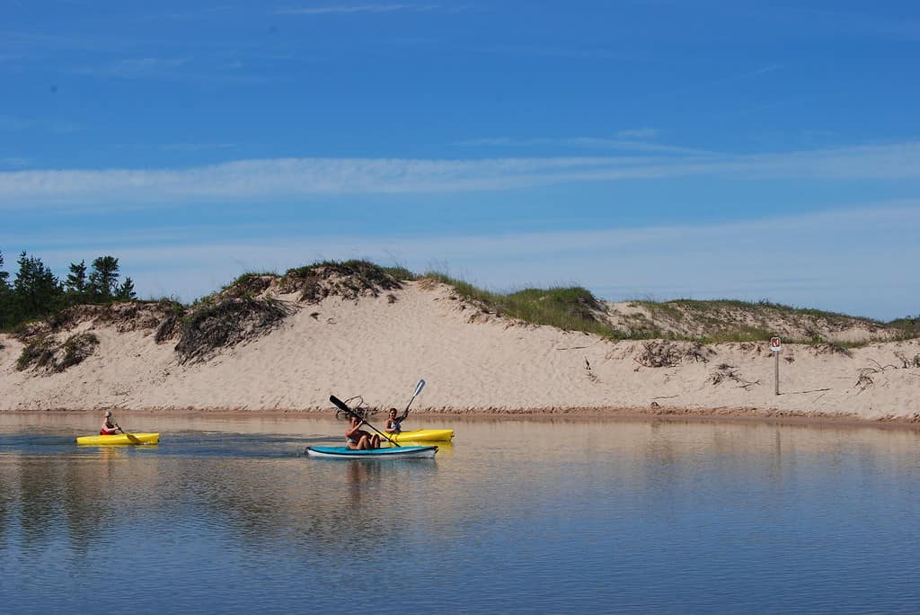 Canoisti sul fiume Platte