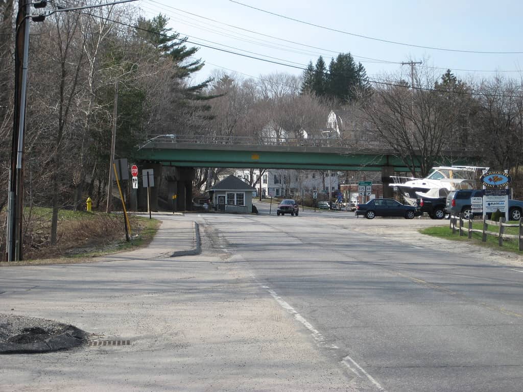 La Route 88 e il ponte I-295 del Maine sono stati valutati scadenti nel 2022