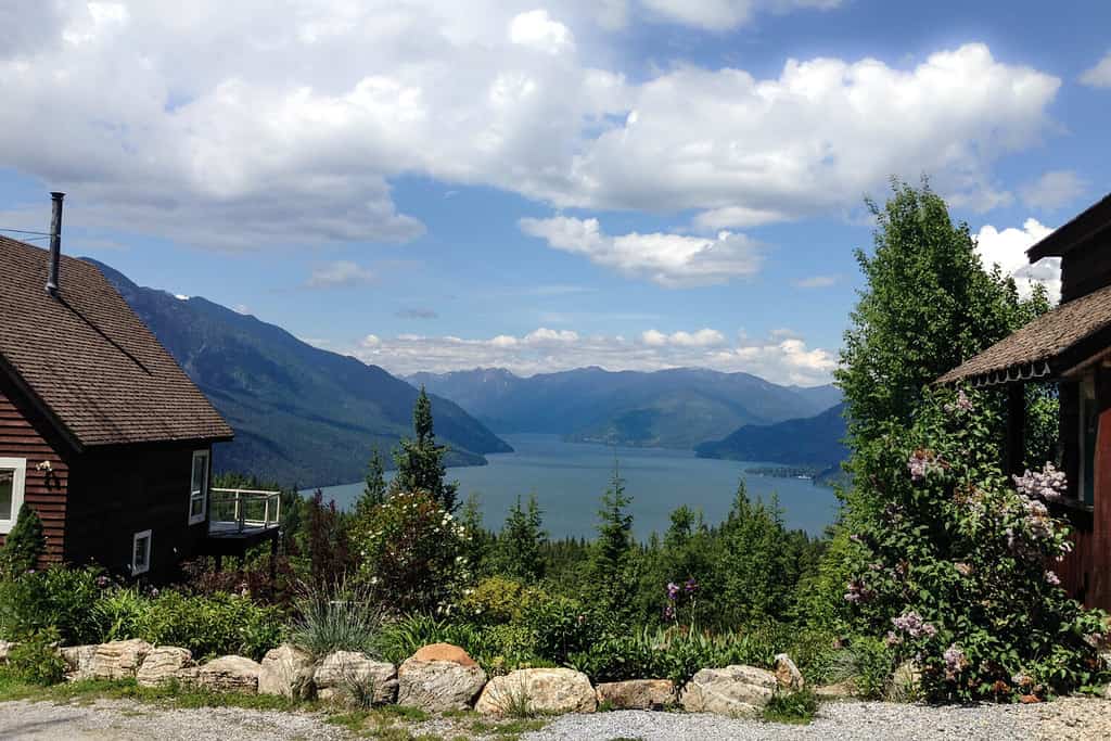 Lago Slocan a Silverton, Columbia Britannica, 2017