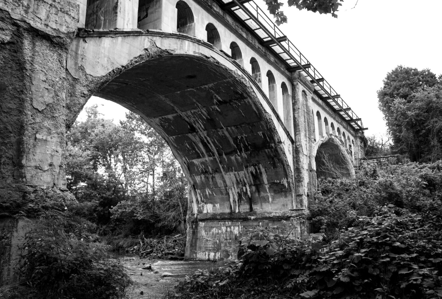 Ponte infestato ad Avon Indiana.  Il ponte più spaventoso dell'Indiana.