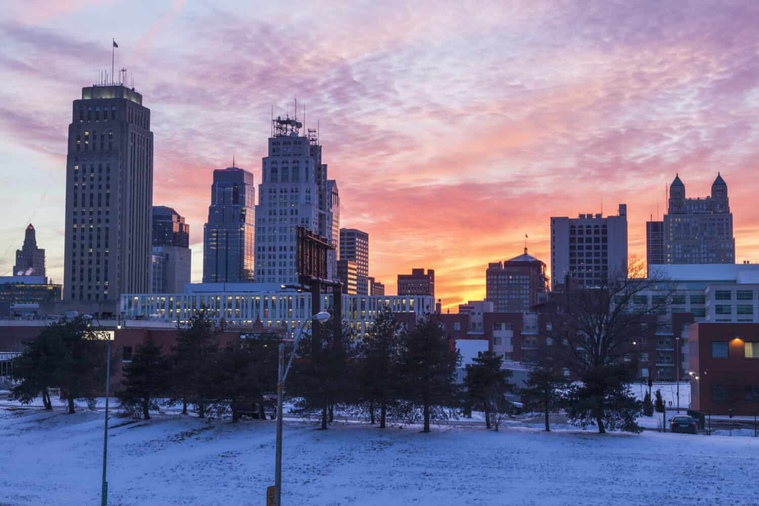 Panorama di Kansas City al tramonto.  Kansas City, Missouri, Stati Uniti.