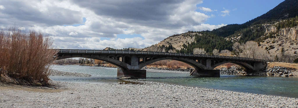 Ponte Carter sul fiume Yellowstone nella MT