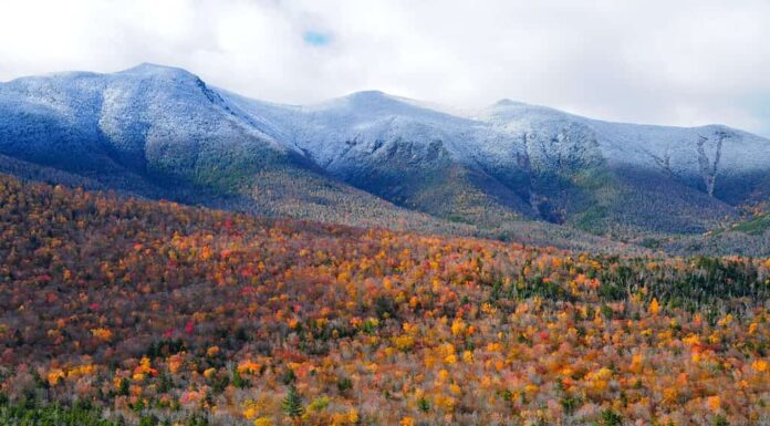 Le White Mountains del New Hampshire in autunno, Stati Uniti