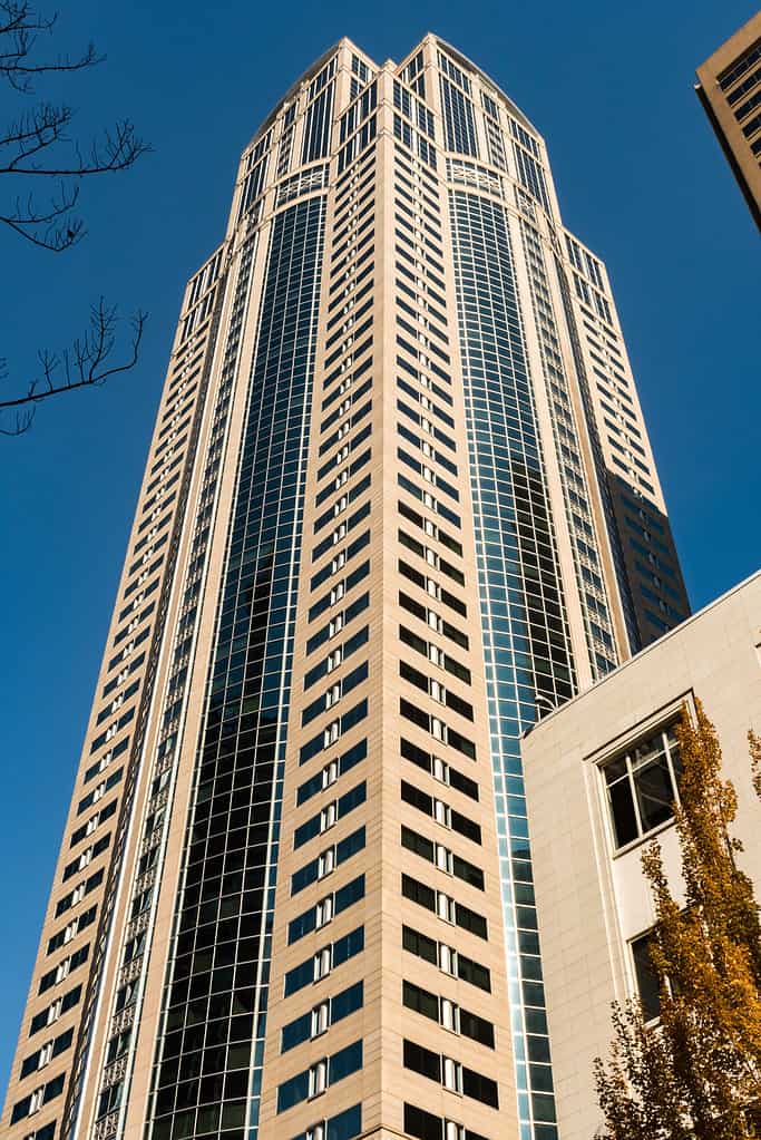 Vista del grattacielo 1201 Third Avenue Seattle noto anche come Washington Mutual Tower a Seattle.