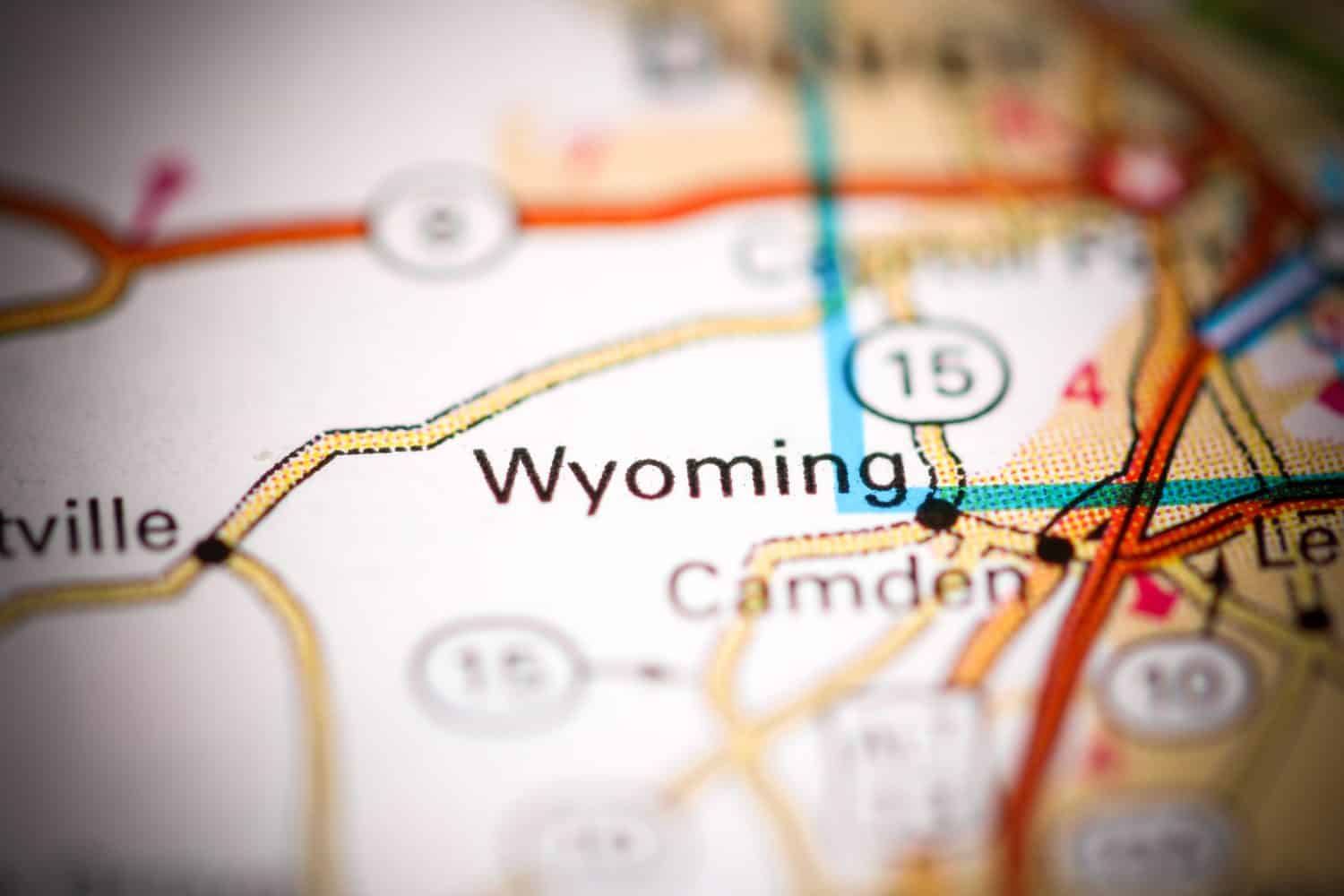 Wyoming.  Delaware.  Gli Stati Uniti su una mappa geografica