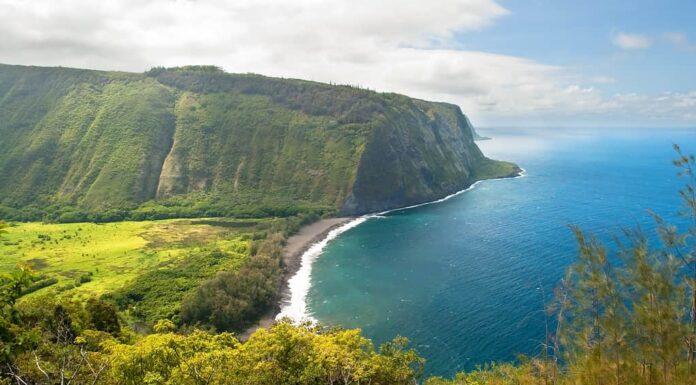 Belvedere della valle di Waipio sulla Big Island delle Hawaii