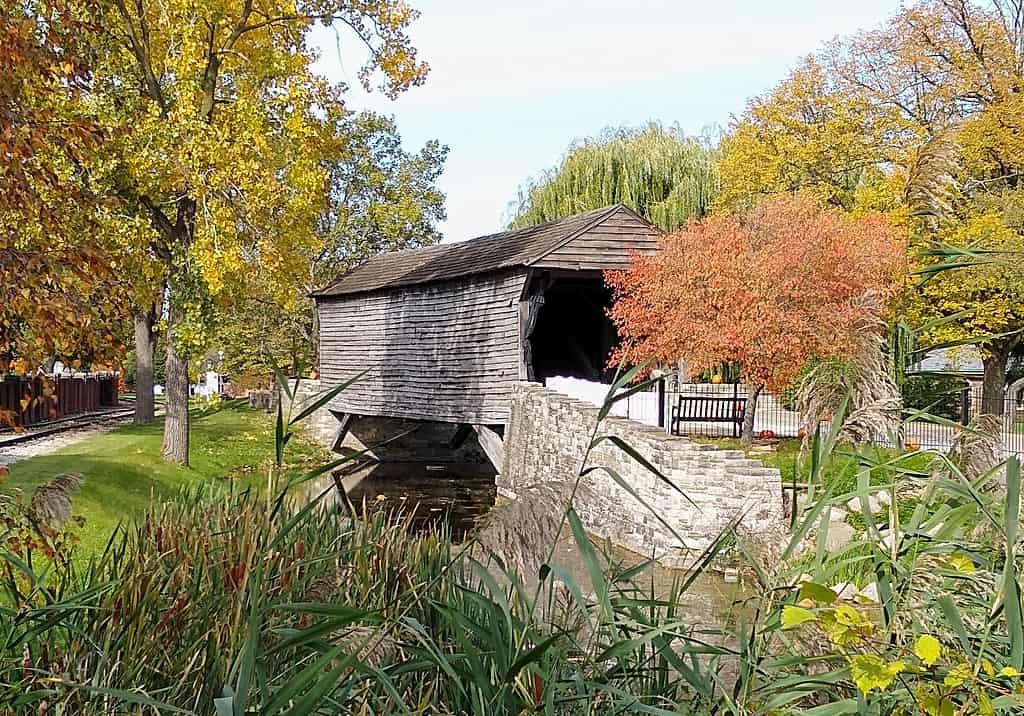 Questi 7 maestosi ponti coperti nel Michigan sono straordinariamente pittoreschi
