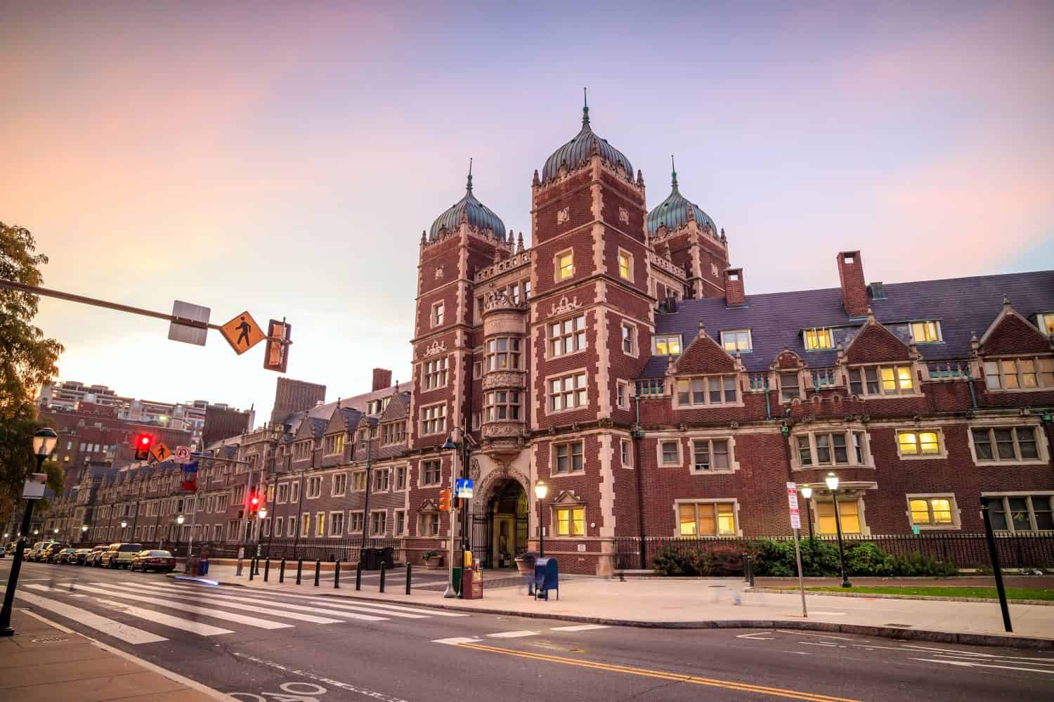 Edificio molto antico dell'Università della Pennsylvania a Filadelfia, Pennsylvania 