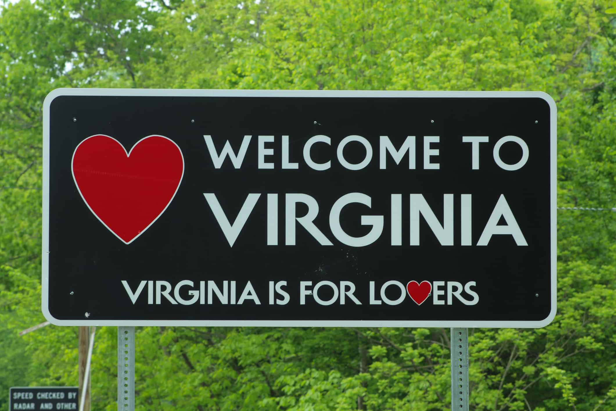 Benvenuti al segnale di confine della Virginia