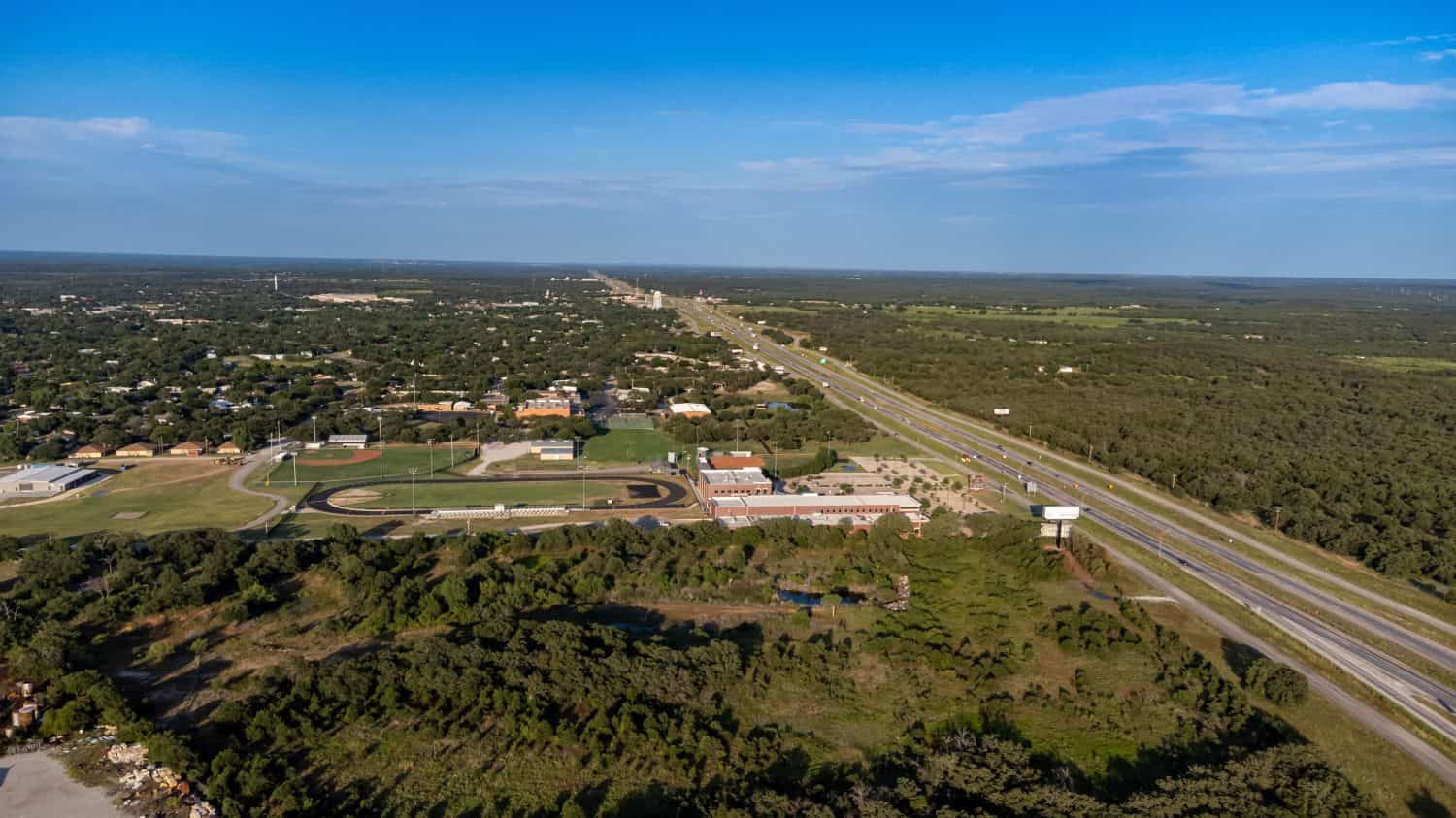 Interstate 20 attraverso Cisco, Texas.