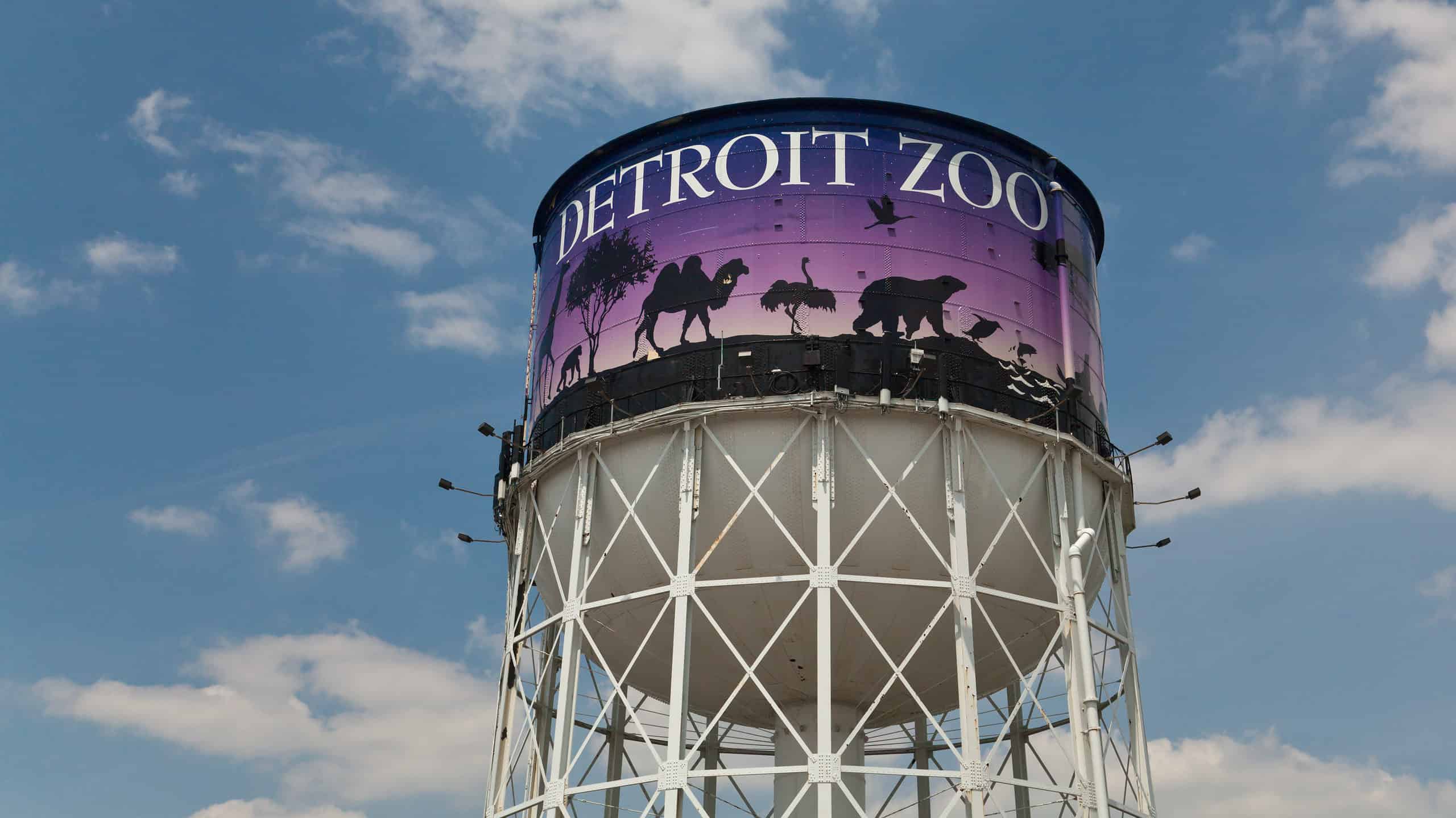 Segno della torre dell'acqua dello zoo di Detroit