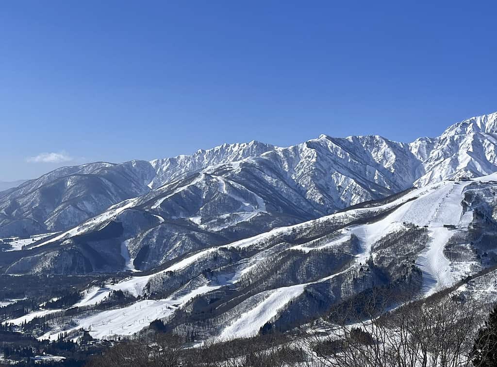 Montagne innevate di Happo-One e Hakuba47 Valle di Hakuba in Giappone