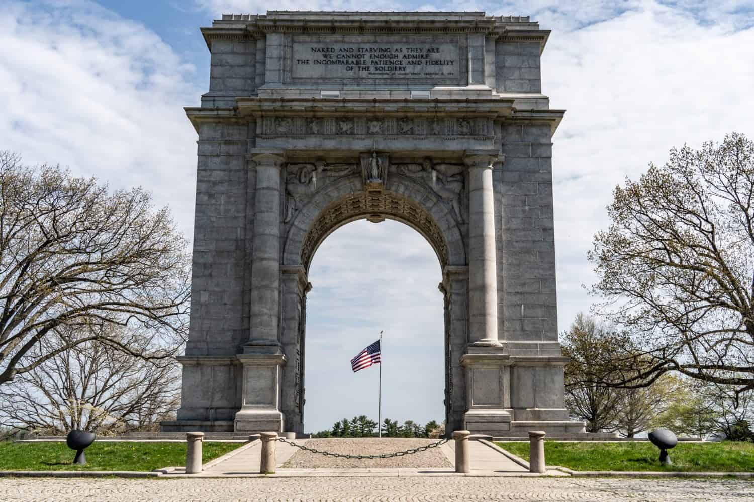 Il National Memorial Arch a Valley Forge è un monumento dedicato a George Washington e all'esercito continentale degli Stati Uniti