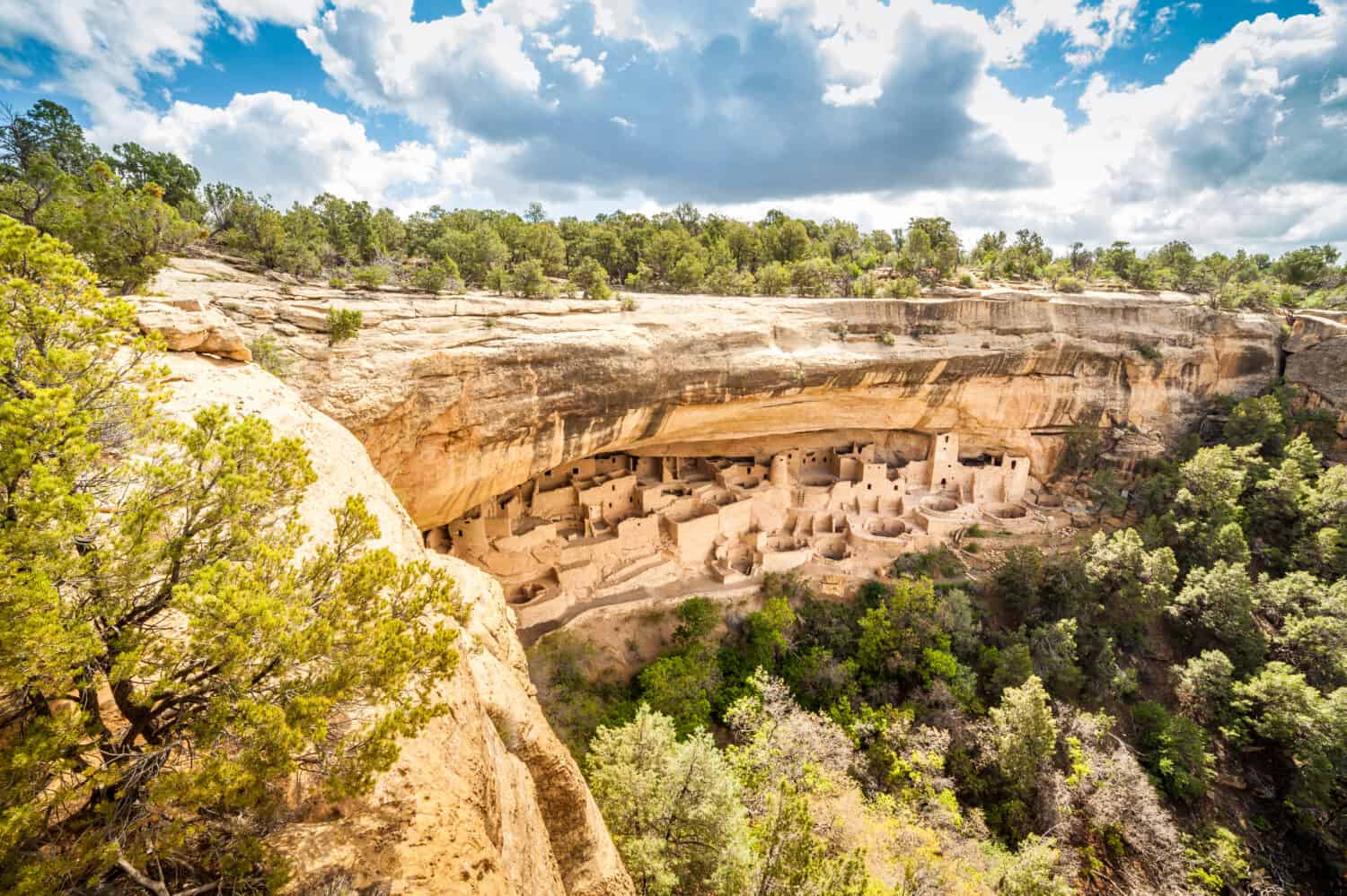 Abitazioni rupestri nei parchi nazionali di Mesa Verde, Colorado, Stati Uniti