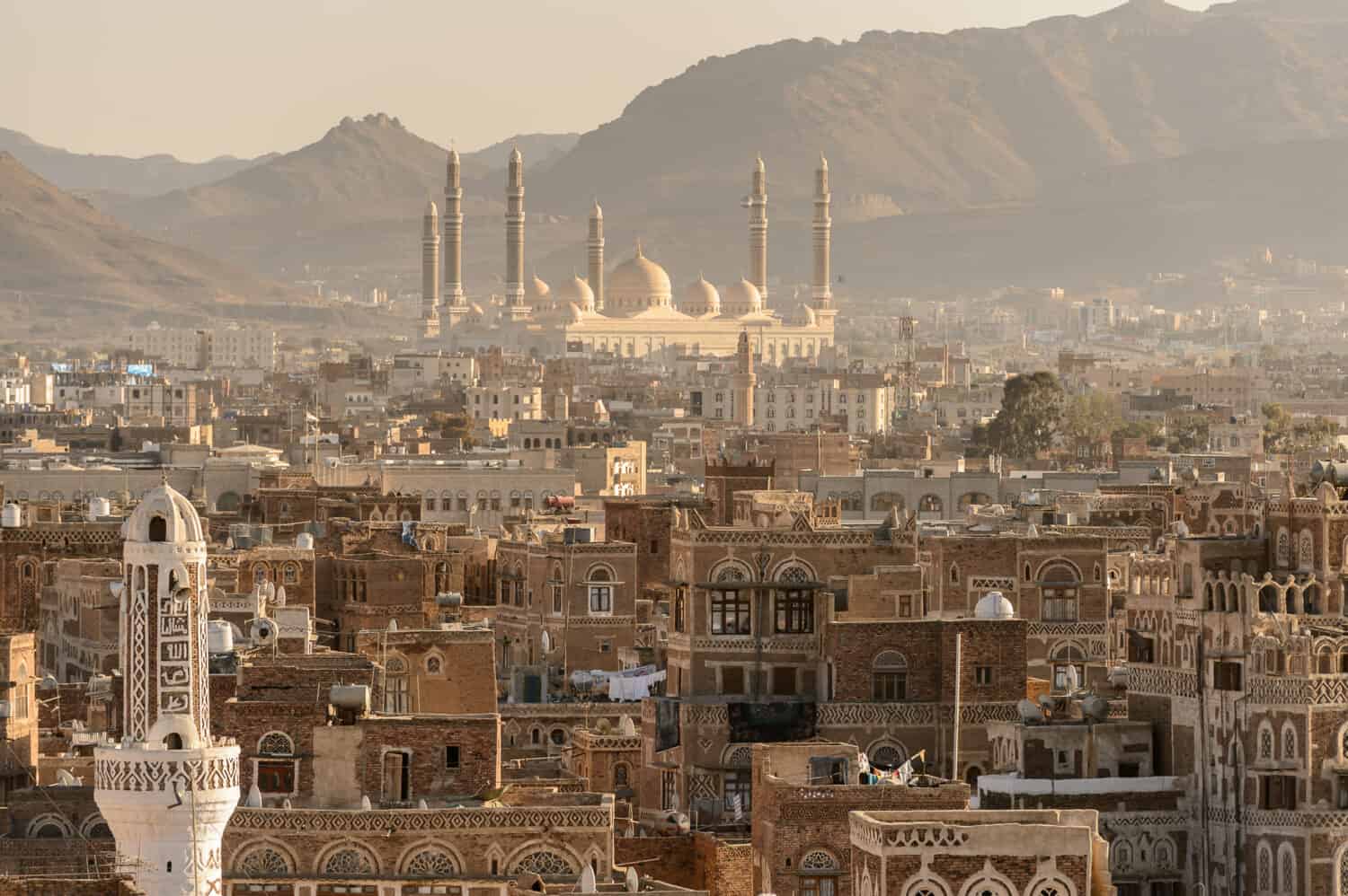 Architettura della città vecchia di Sana'a, Yemen.  Patrimonio mondiale dell'UNESCO