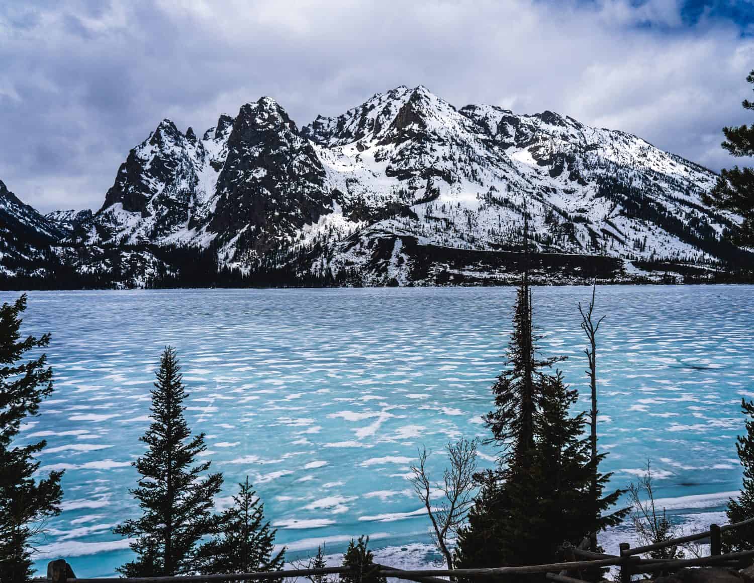 Jenny Lake durante il gelo invernale