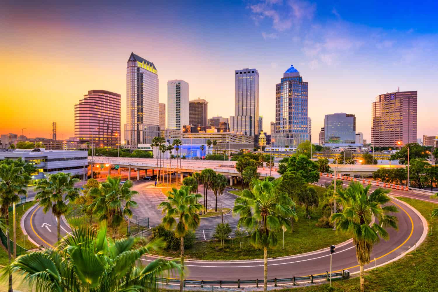 Orizzonte del centro di Tampa, Florida, Stati Uniti.