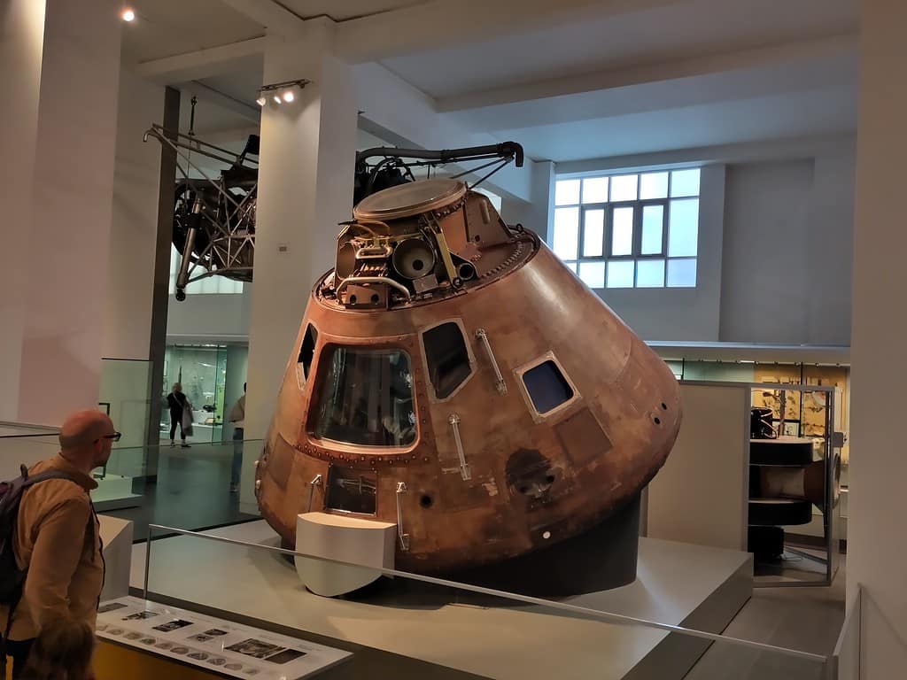 Il modulo di comando dell'Apollo 10 in mostra al Science Museum di Londra