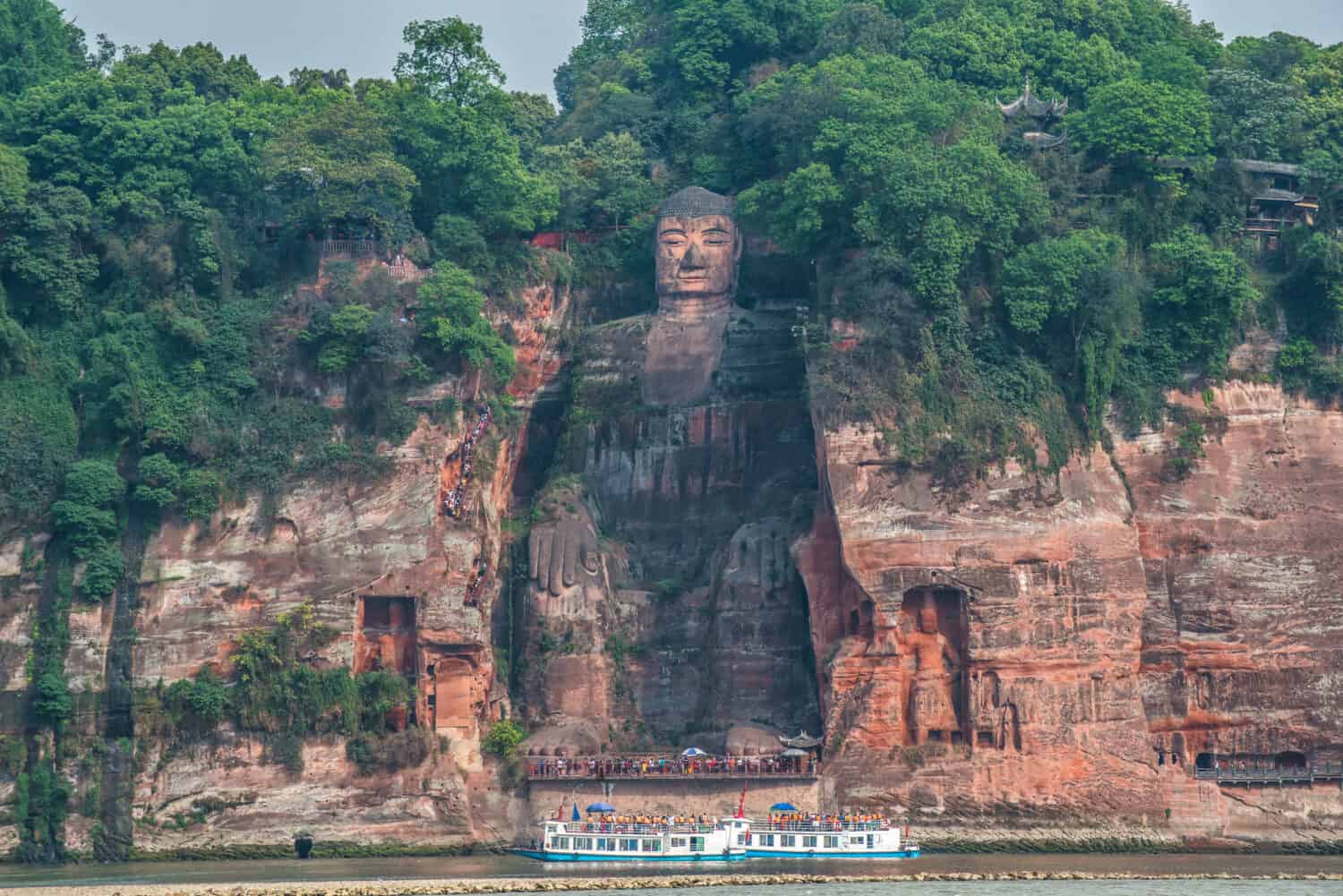Il Buddha gigante di Leshan