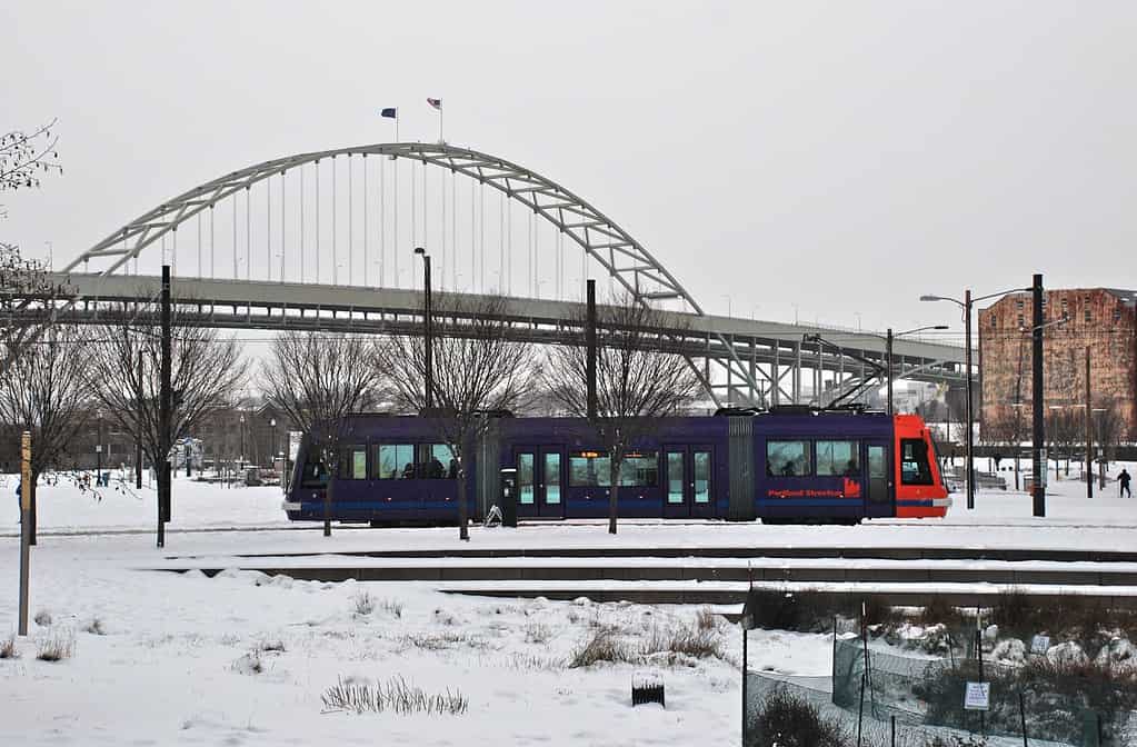  Nevica a Portland?  Tempi tipici e importi medi
