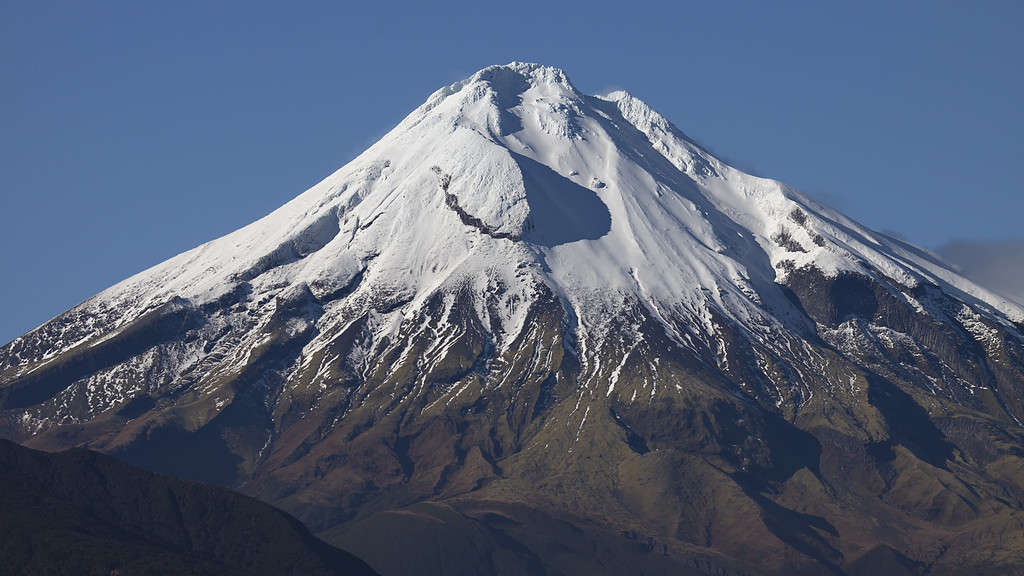 montare Taranaki