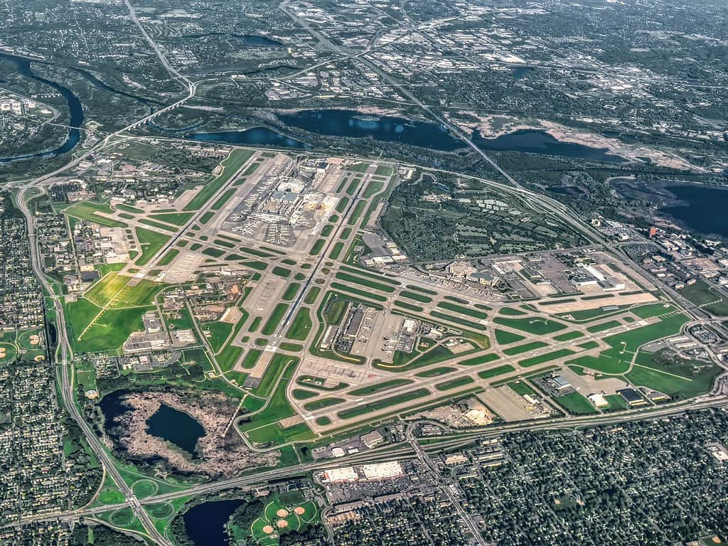 Veduta aerea dell'aeroporto internazionale di Minneapolis St. Paul