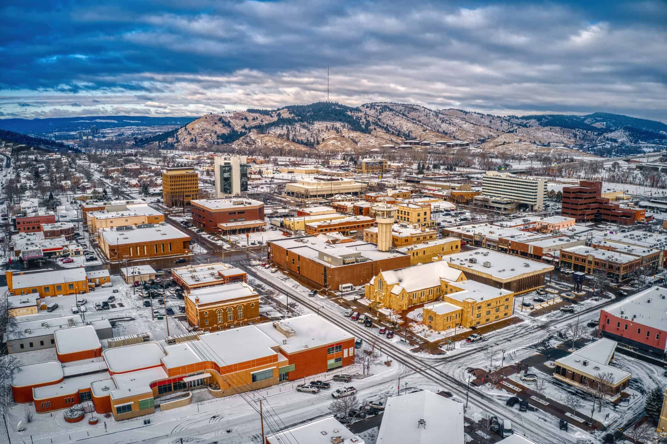 Veduta aerea di Rapid City, South Dakota con neve fresca
