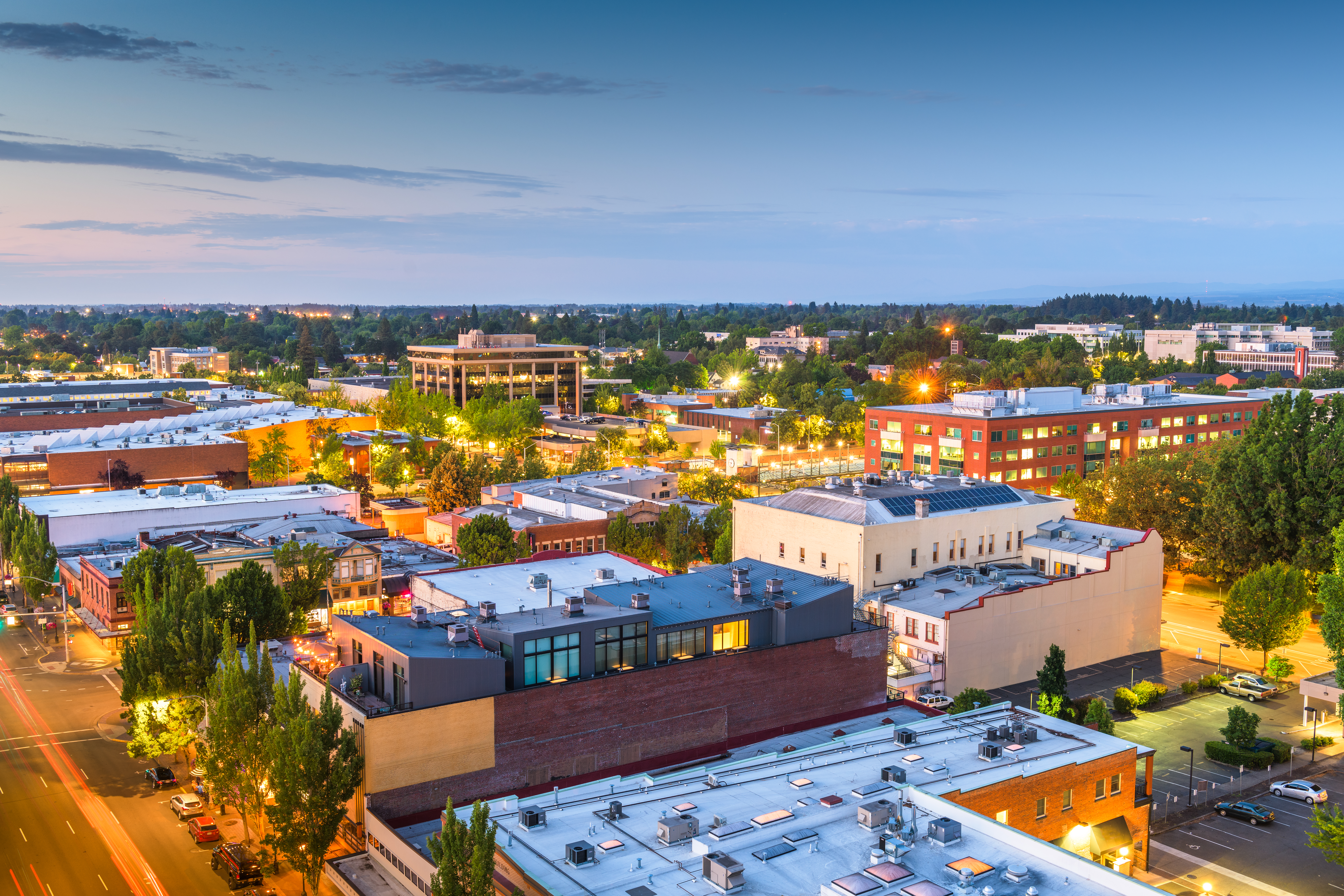 Orizzonte del centro della città di Salem, Oregon, Stati Uniti