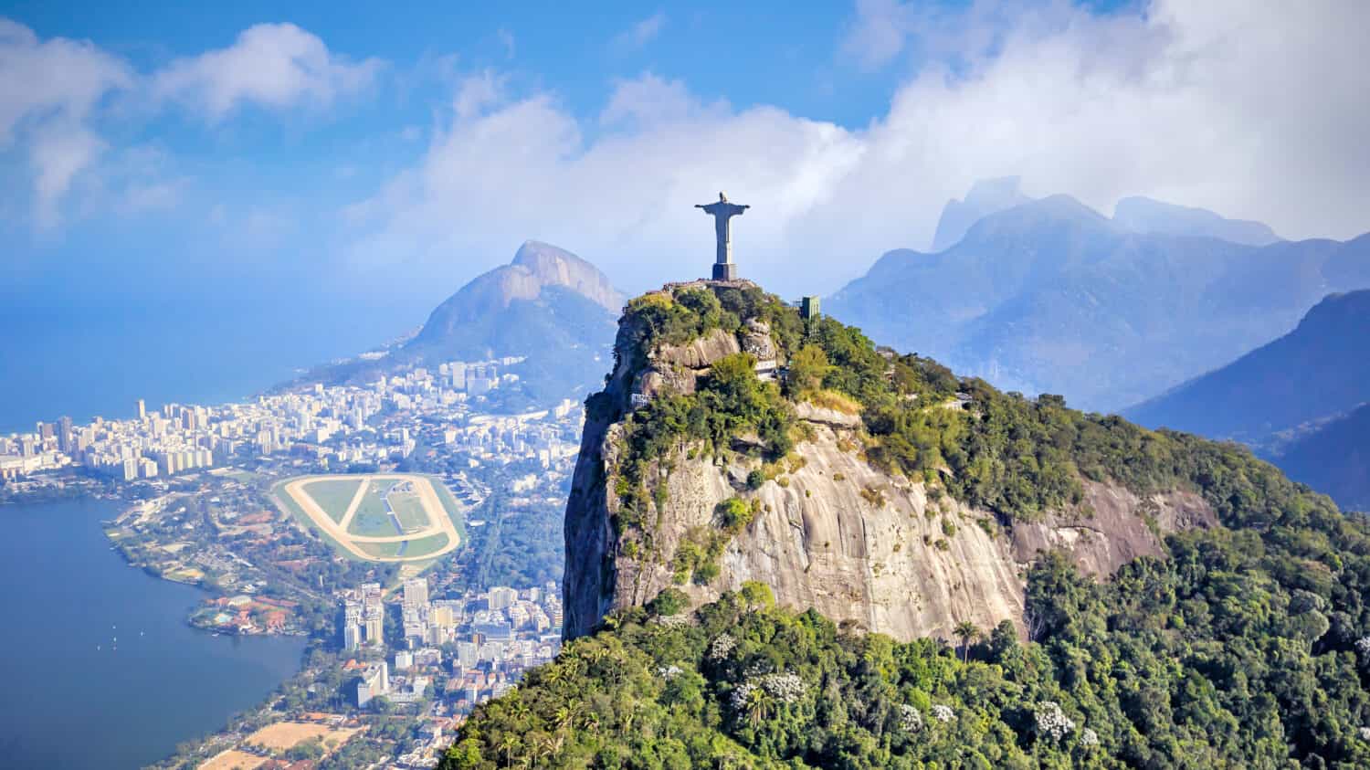 Vista aerea dello skyline della città di Rio de Janeiro in Brasile