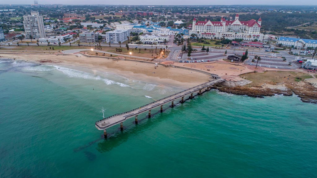 Molo della roccia dello squalo a Port Elizabeth, Sudafrica