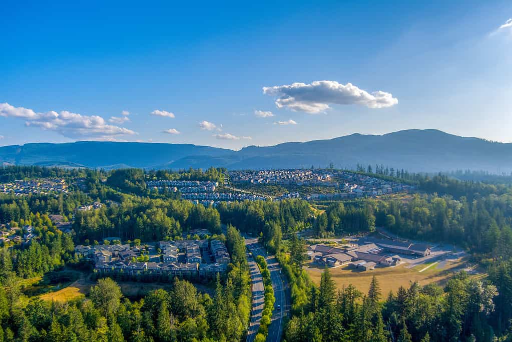 Veduta aerea di Snoqualmie, Washington nell'agosto 2021