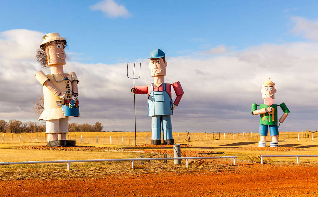 Sculture in metallo di Gary Greff sulla Enchanted Highway, North Dakota