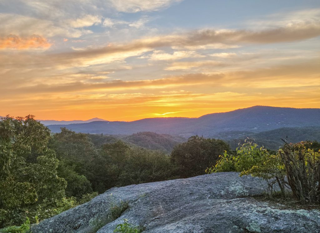 Vista panoramica del tramonto da Raven Rock, Coopers Rock State Forest