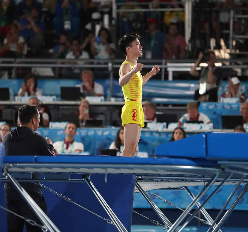 Ginnastica sul trampolino