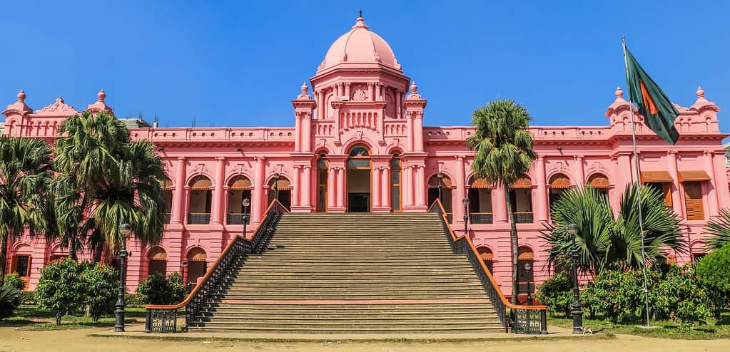 dacca ahsan manzil turismo palazzo rosa punto di riferimento destinazione di viaggio bangladesh