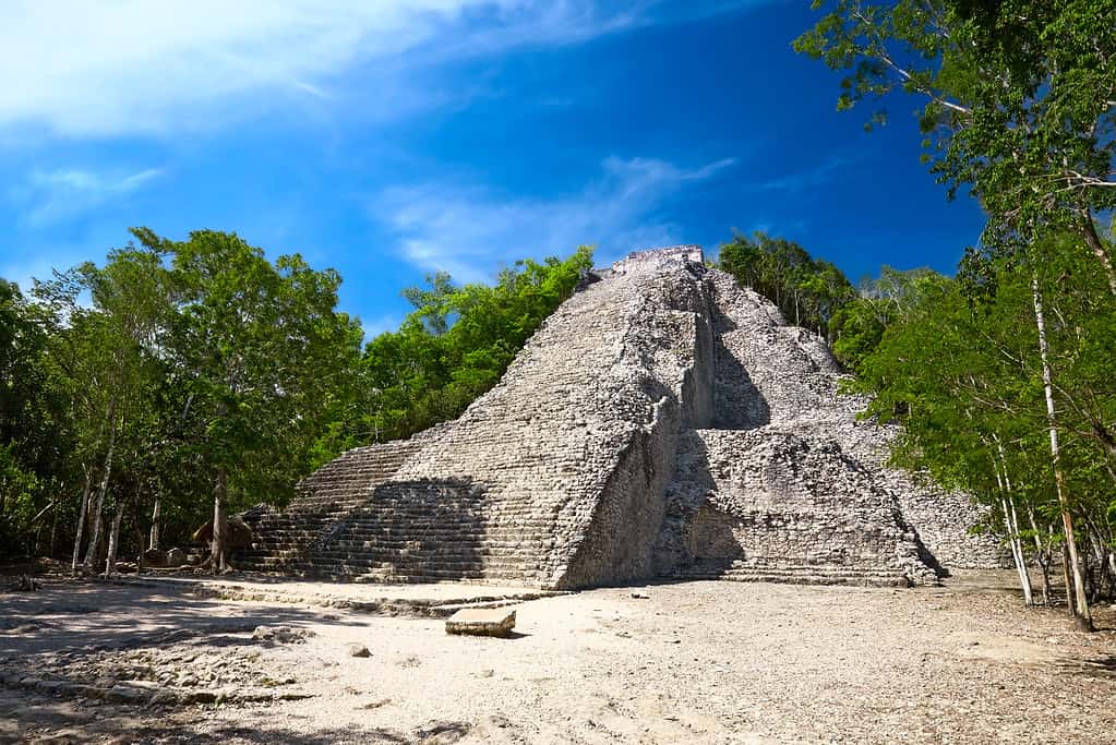 Piramide Maya di Nohoch Mul a Coba, in Messico